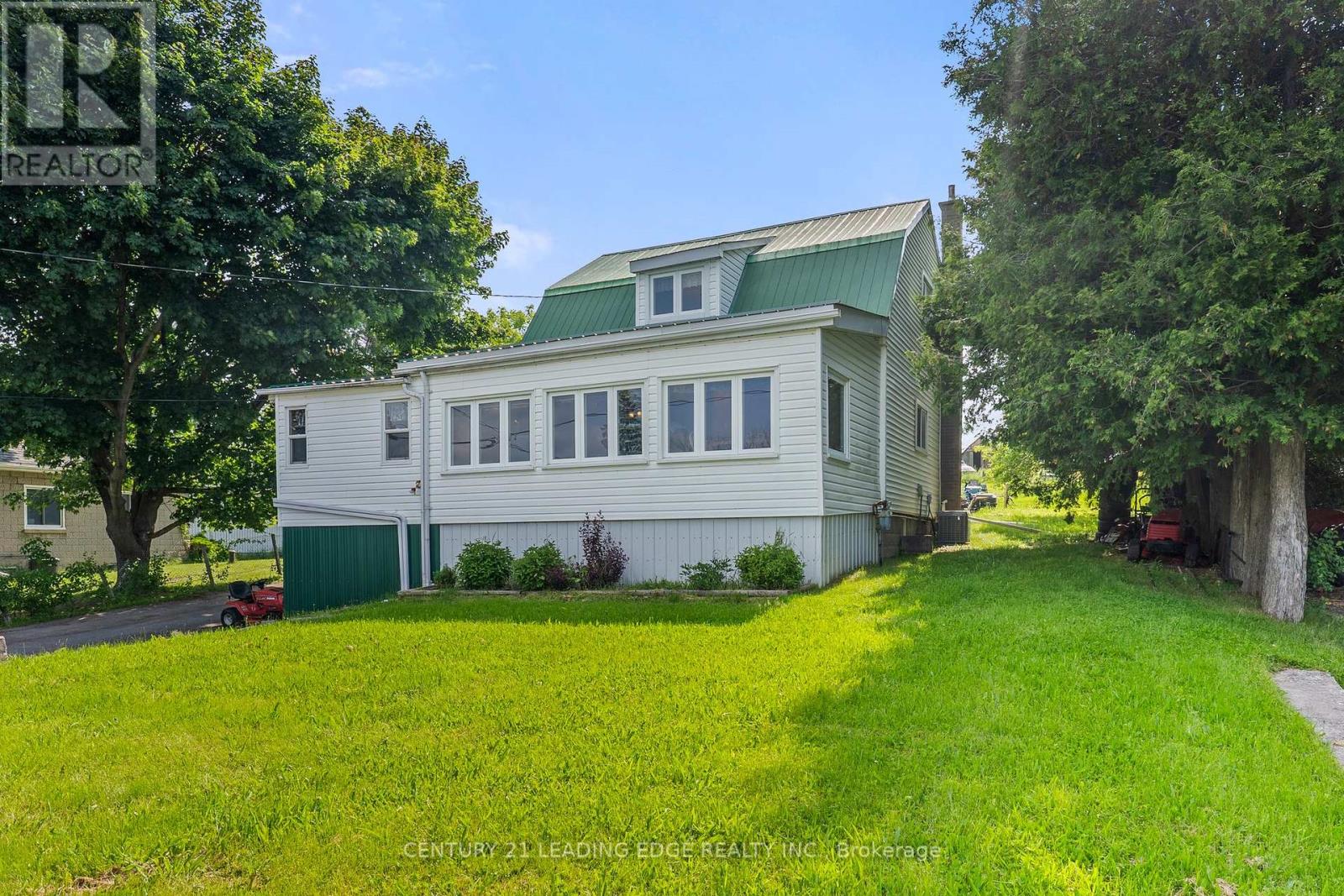 3094 Lakefield Road, Selwyn, Ontario  K9J 6X5 - Photo 4 - X13161006