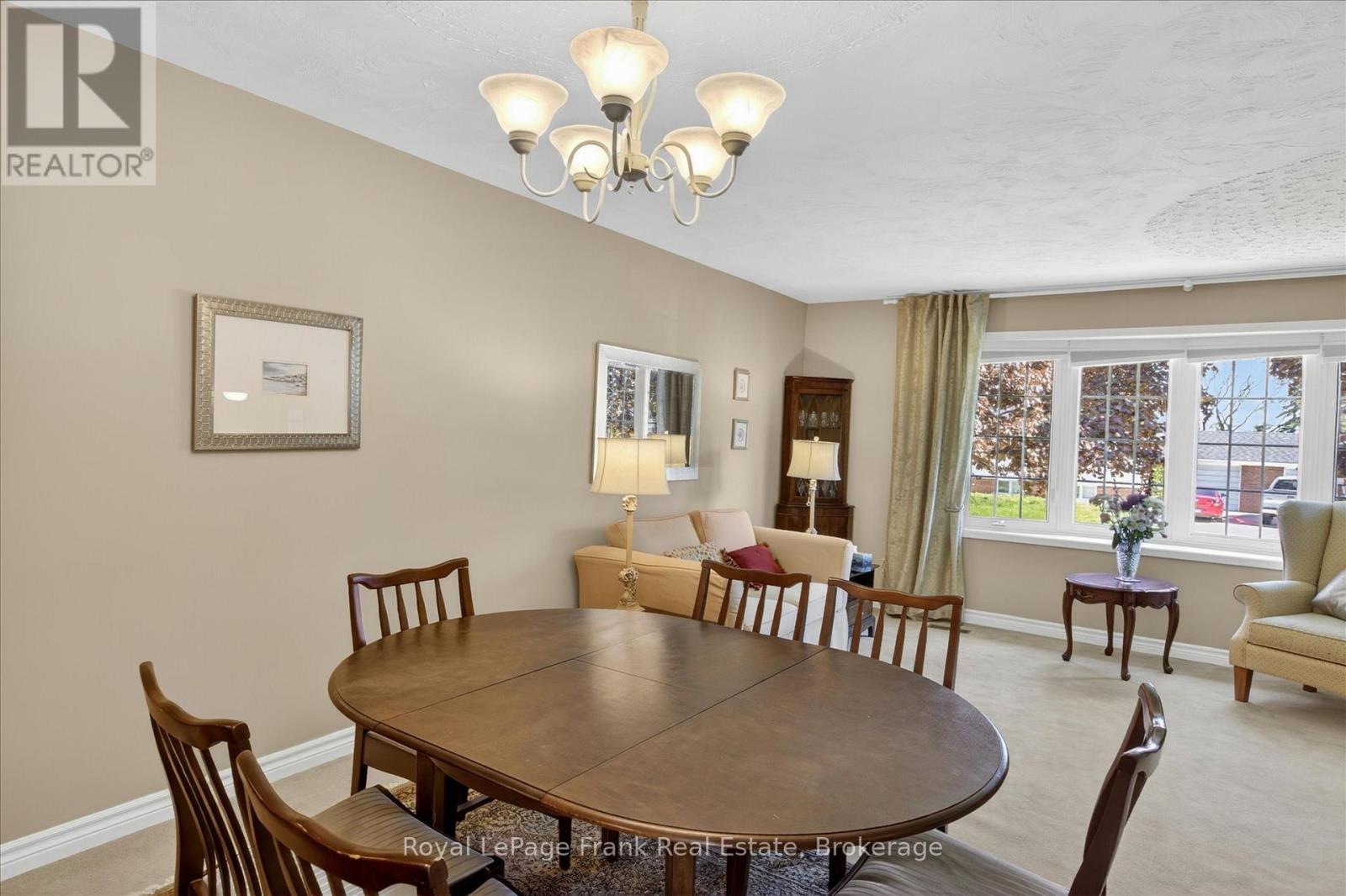 4 Bayleaf Court, Peterborough (Monaghan Ward 2), Ontario  K9K 1A3 - Photo 10 - X13162108