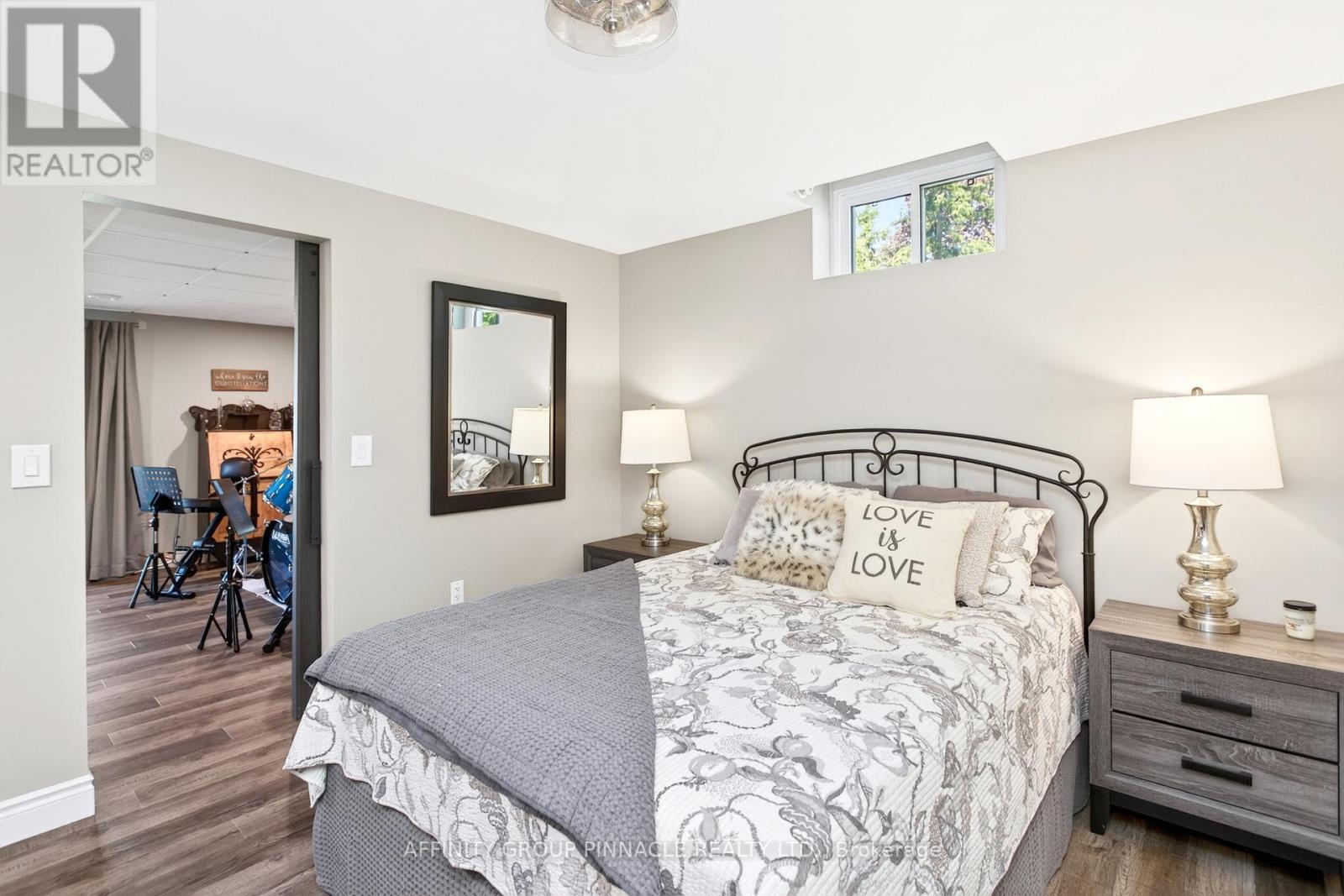 9 O'connell Court, Kawartha Lakes (Lindsay), Ontario  K9V 5Y1 - Photo 38 - X13162560