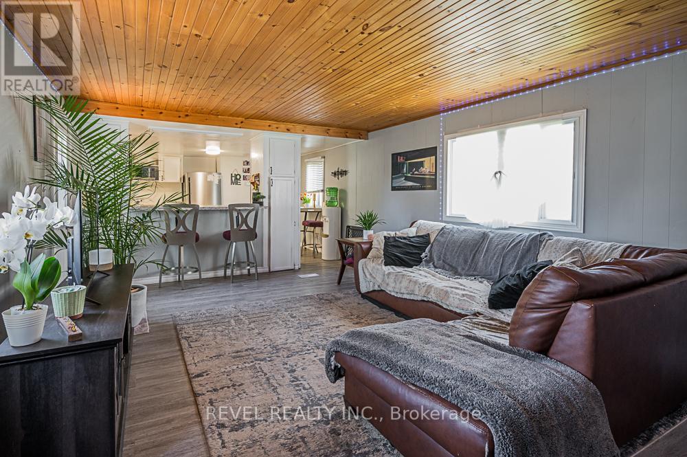 64 Otter Line, Kawartha Lakes (Ops), Ontario  K9V 0K1 - Photo 12 - X13163288