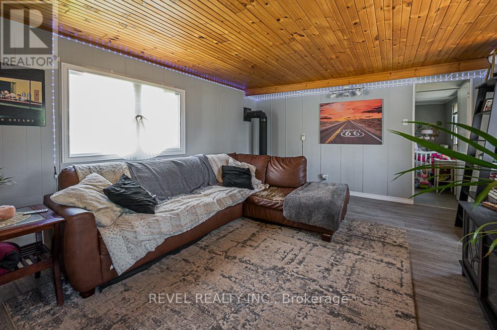 64 Otter Line, Kawartha Lakes (Ops), Ontario  K9V 0K1 - Photo 14 - X13163288