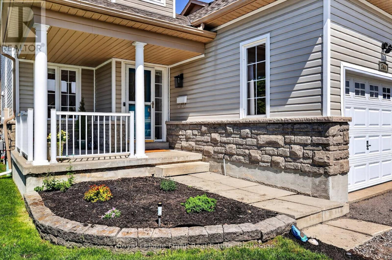200 Cowling Heights, Peterborough (Monaghan Ward 2), Ontario  K9K 0B2 - Photo 5 - X13166110
