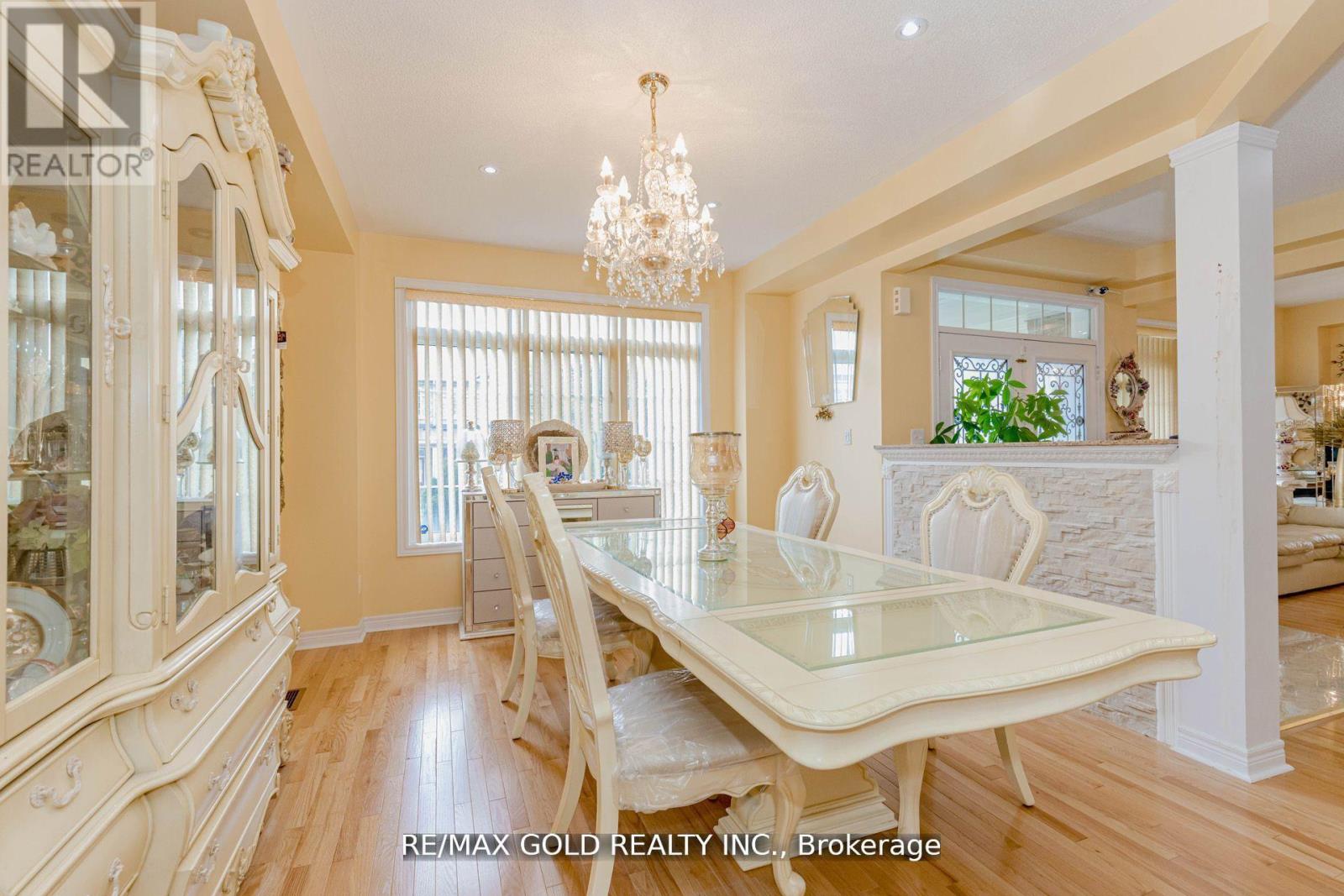 1554 Bruny Avenue, Pickering (Duffin Heights), Ontario  L0A 1G0 - Photo 11 - E13167500
