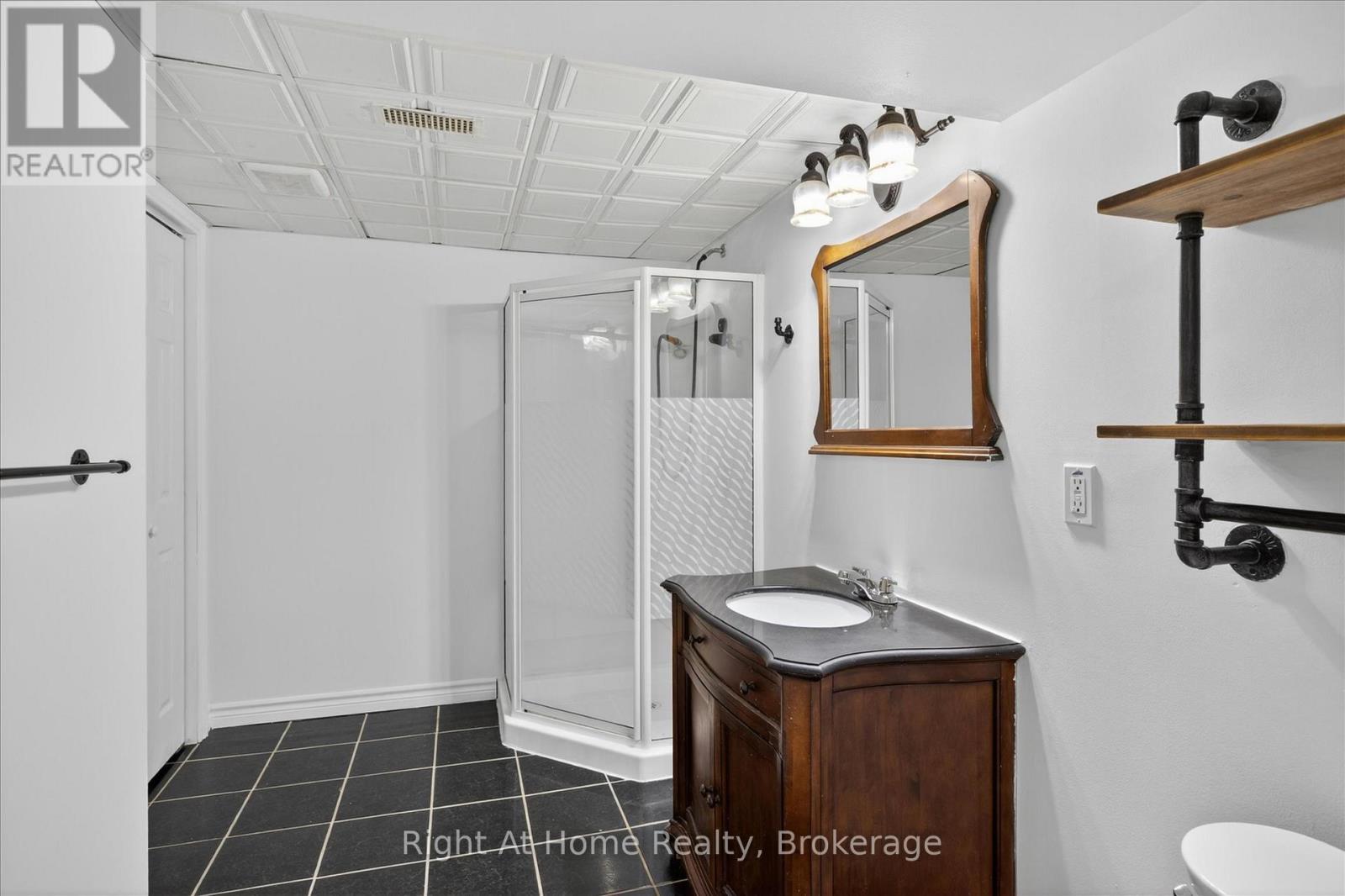 278 Mcfarlane Street, Peterborough (Ashburnham Ward 4), Ontario  K9H 1K4 - Photo 11 - X13168500