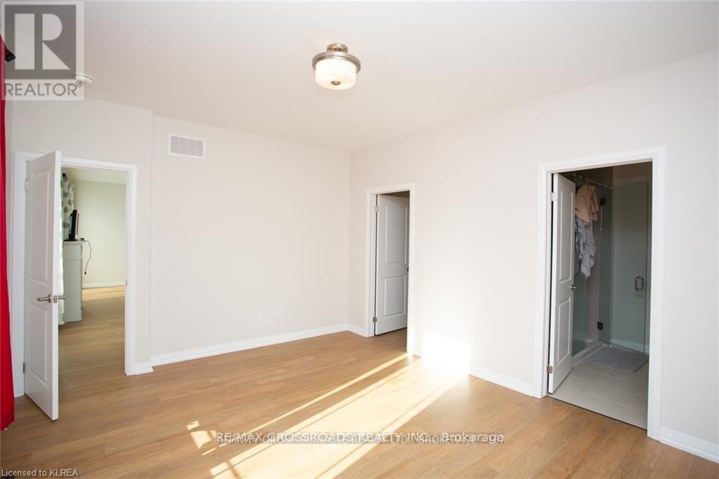 535 Macintosh Grove, Peterborough (Northcrest Ward 5), Ontario  K9H 0K1 - Photo 14 - X13168610