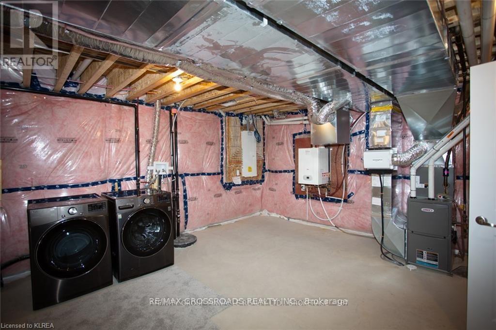 535 Macintosh Grove, Peterborough (Northcrest Ward 5), Ontario  K9H 0K1 - Photo 25 - X13168610