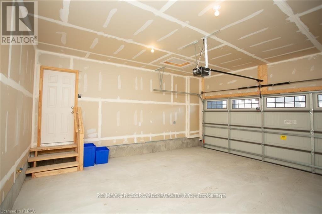 535 Macintosh Grove, Peterborough (Northcrest Ward 5), Ontario  K9H 0K1 - Photo 26 - X13168610