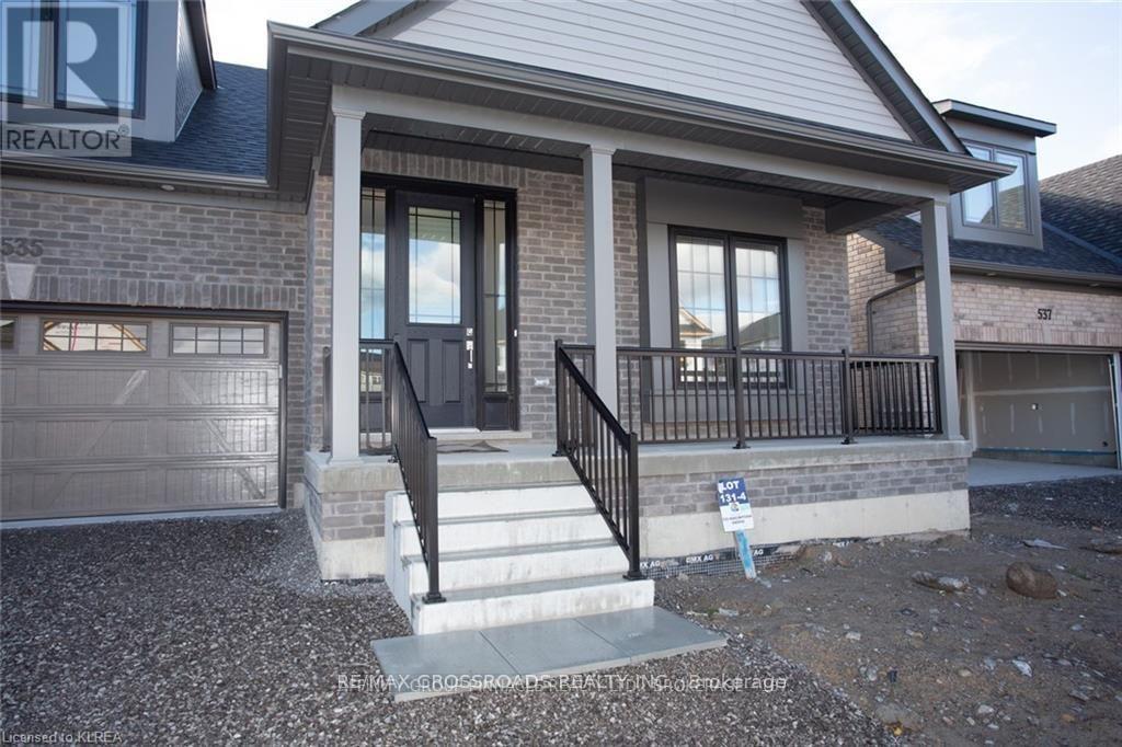 535 Macintosh Grove, Peterborough (Northcrest Ward 5), Ontario  K9H 0K1 - Photo 3 - X13168610
