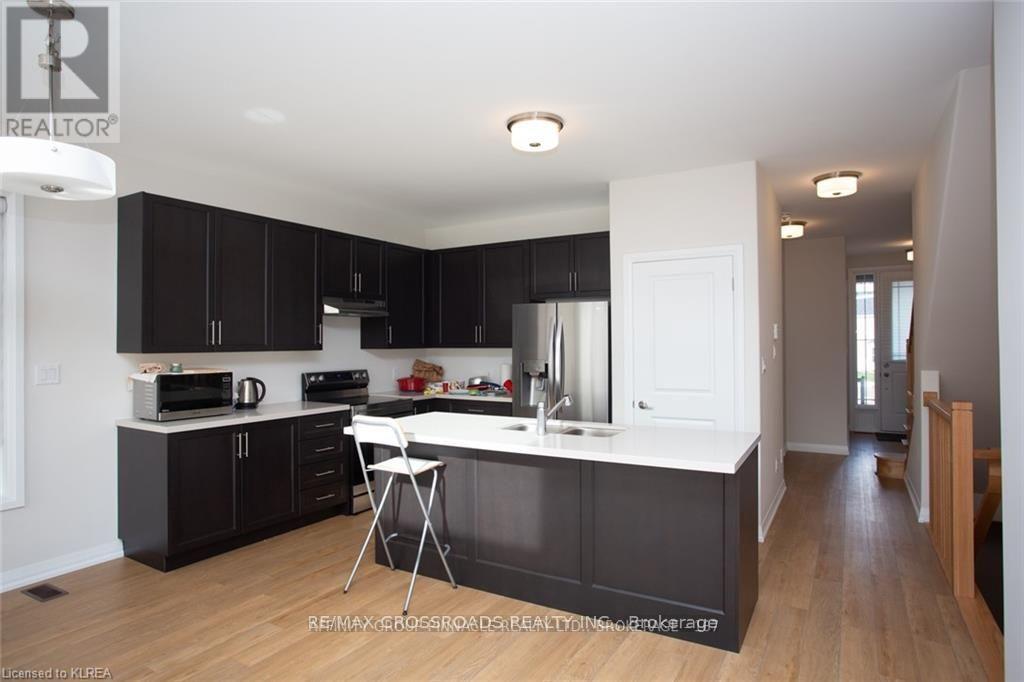 535 Macintosh Grove, Peterborough (Northcrest Ward 5), Ontario  K9H 0K1 - Photo 9 - X13168610