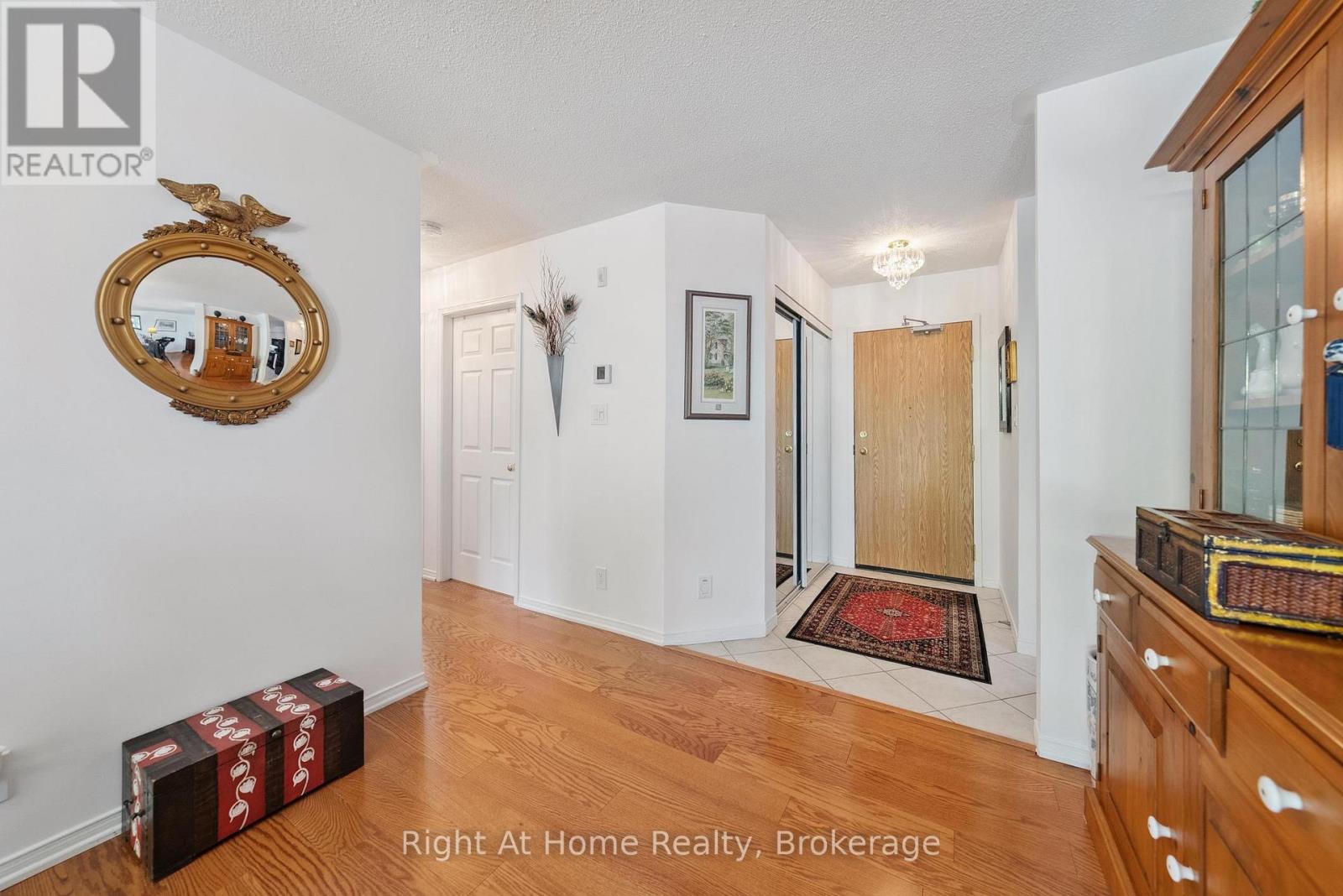 122b - 1099 Clonsilla Avenue, Peterborough (Otonabee Ward 1), Ontario  K9J 8L8 - Photo 5 - X13169052