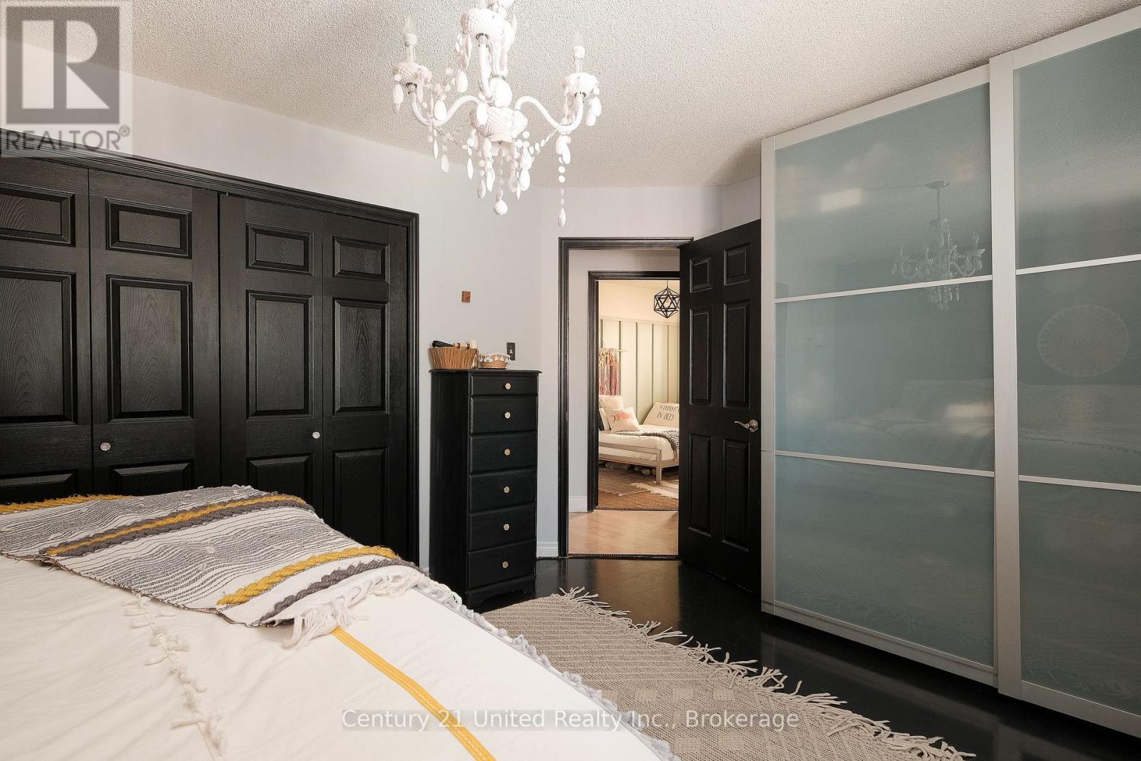 2229 Lorraine Drive, Peterborough (Northcrest Ward 5), Ontario  K9L 1Y6 - Photo 15 - X13169398