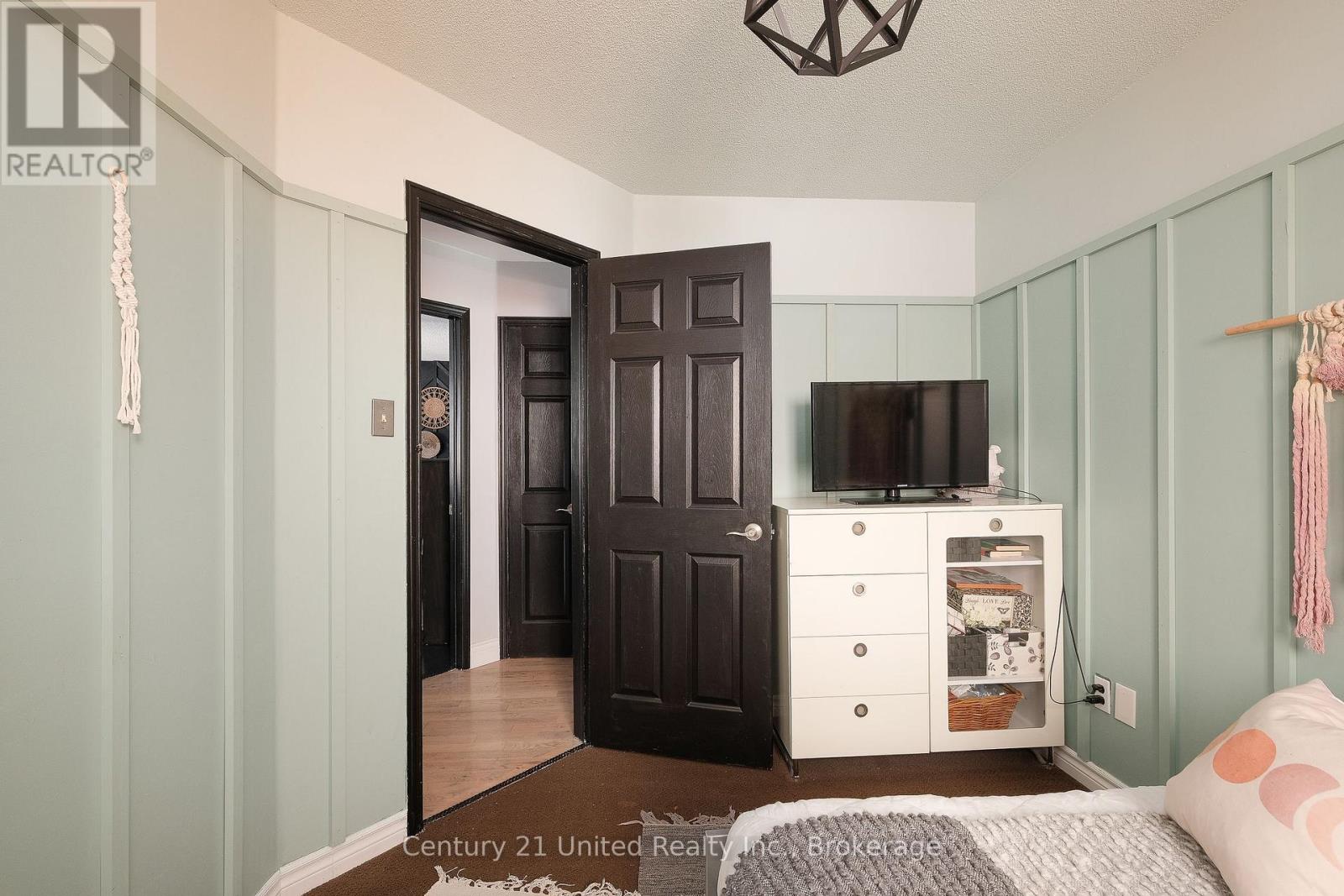 2229 Lorraine Drive, Peterborough (Northcrest Ward 5), Ontario  K9L 1Y6 - Photo 17 - X13169398