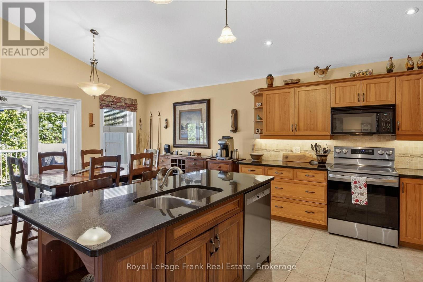 1333 Ireland Drive, Peterborough (Monaghan Ward 2), Ontario  K9K 2R1 - Photo 11 - X13169714