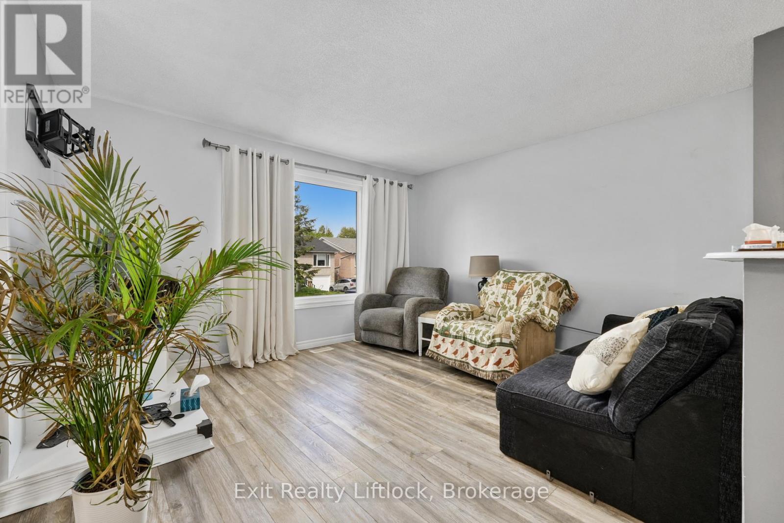 802 Mountain Ash Road, Peterborough (Otonabee Ward 1), Ontario  K9J 8K2 - Photo 6 - X13169940
