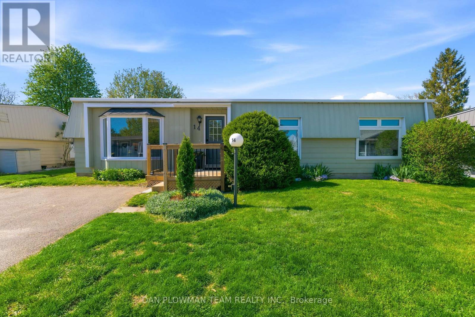 14 HERITAGE LANE, clarington (bowmanville), Ontario