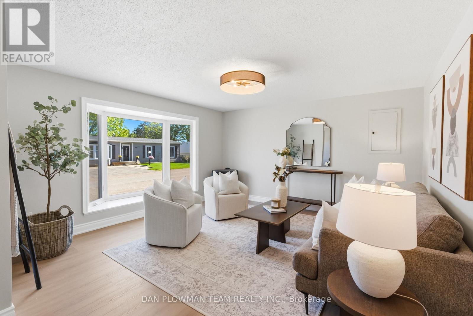 14 Heritage Lane, Clarington (Bowmanville), Ontario  L1B 1A7 - Photo 3 - E13170660