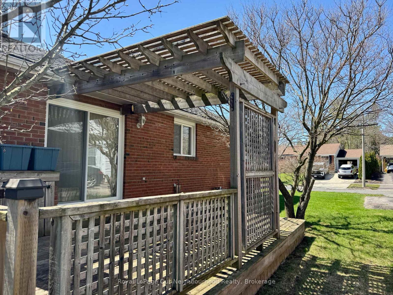 909 Whitefield Drive, Peterborough (Otonabee Ward 1), Ontario  K9J 7W1 - Photo 38 - X13171064