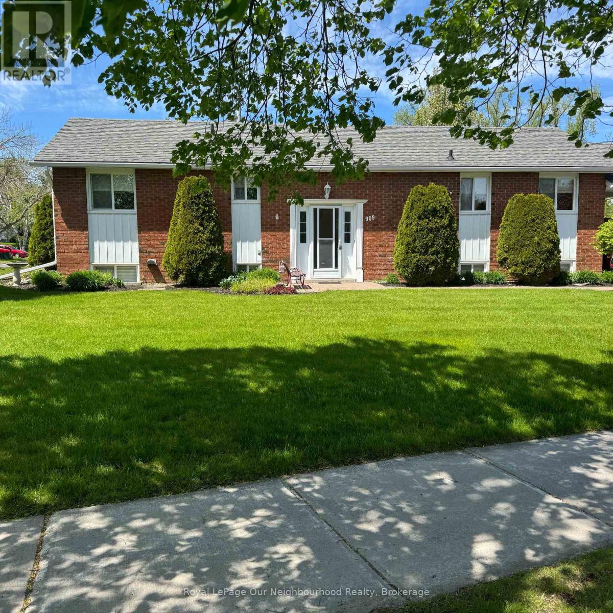 909 Whitefield Drive, Peterborough (Otonabee Ward 1), Ontario  K9J 7W1 - Photo 6 - X13171064