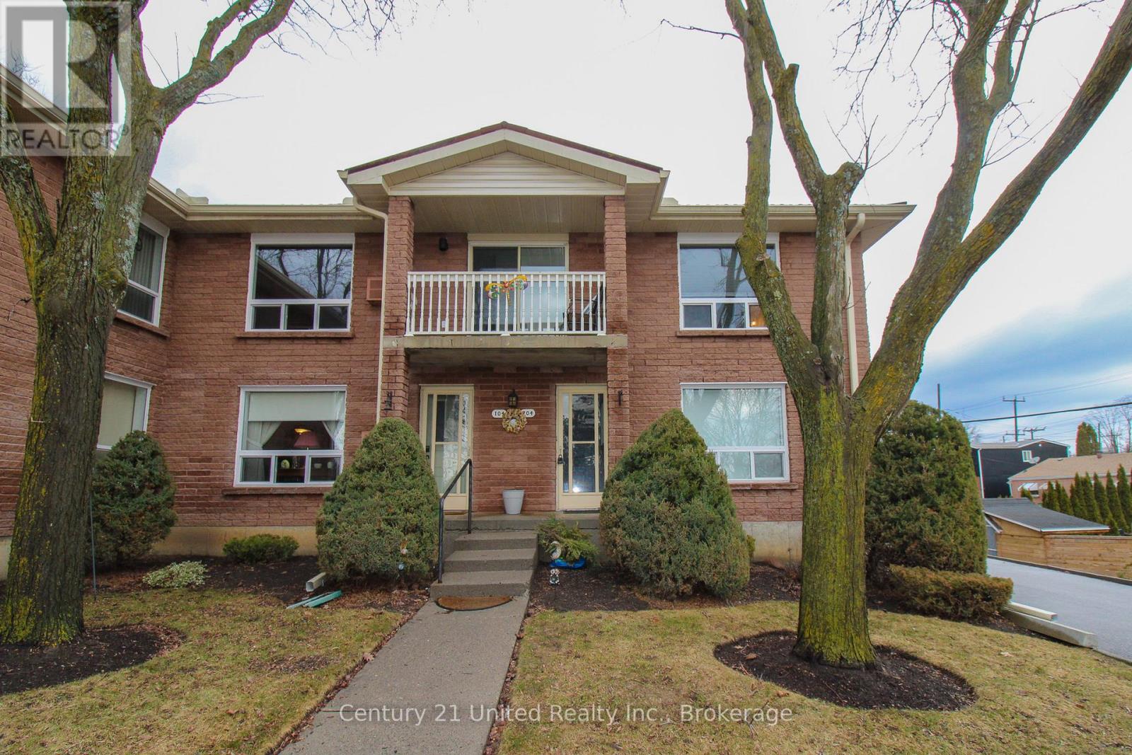 204 - 1110 Clonsilla Avenue, Peterborough (Otonabee Ward 1), Ontario  K9J 5Y5 - Photo 2 - X13171320