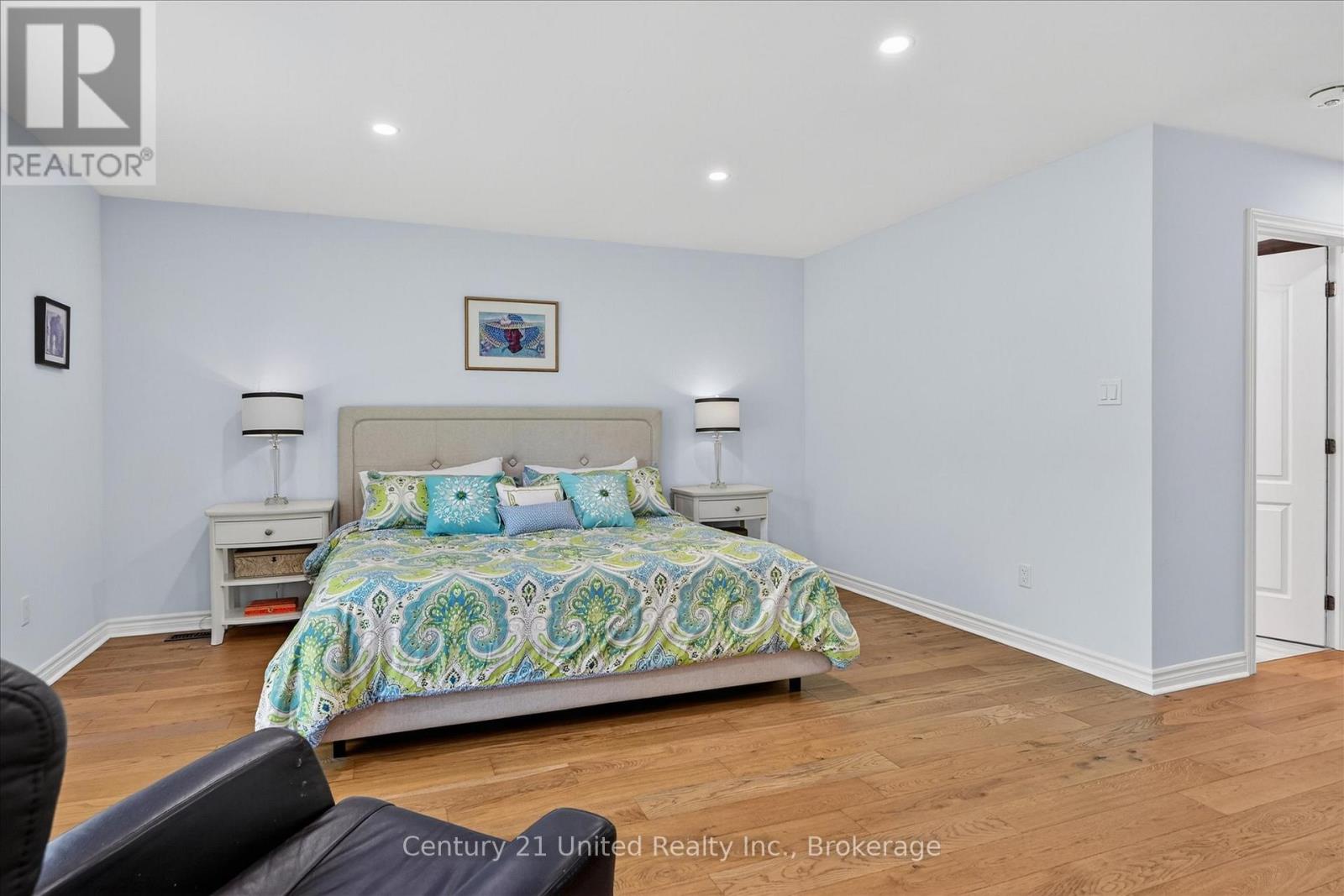 11 Crestwood Avenue, Peterborough (Monaghan Ward 2), Ontario  K9J 1M9 - Photo 18 - X13171380