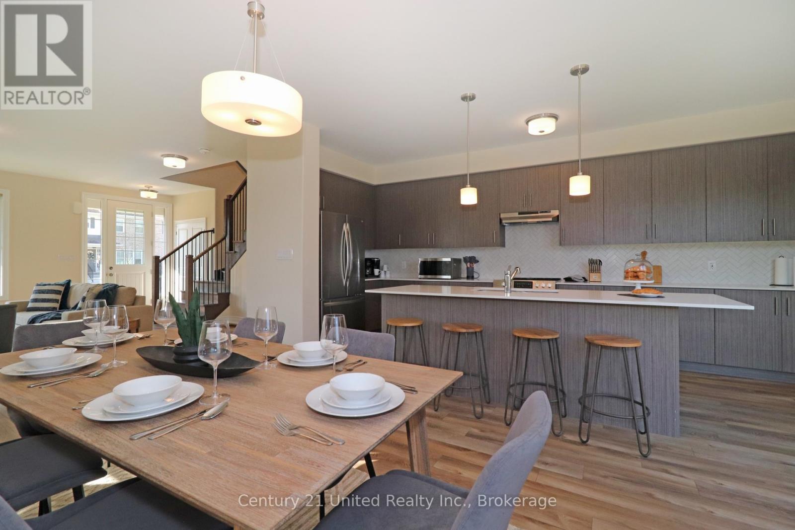 228 Rowberry Boulevard, Peterborough (Northcrest Ward 5), Ontario  K9H 0G4 - Photo 10 - X13171414