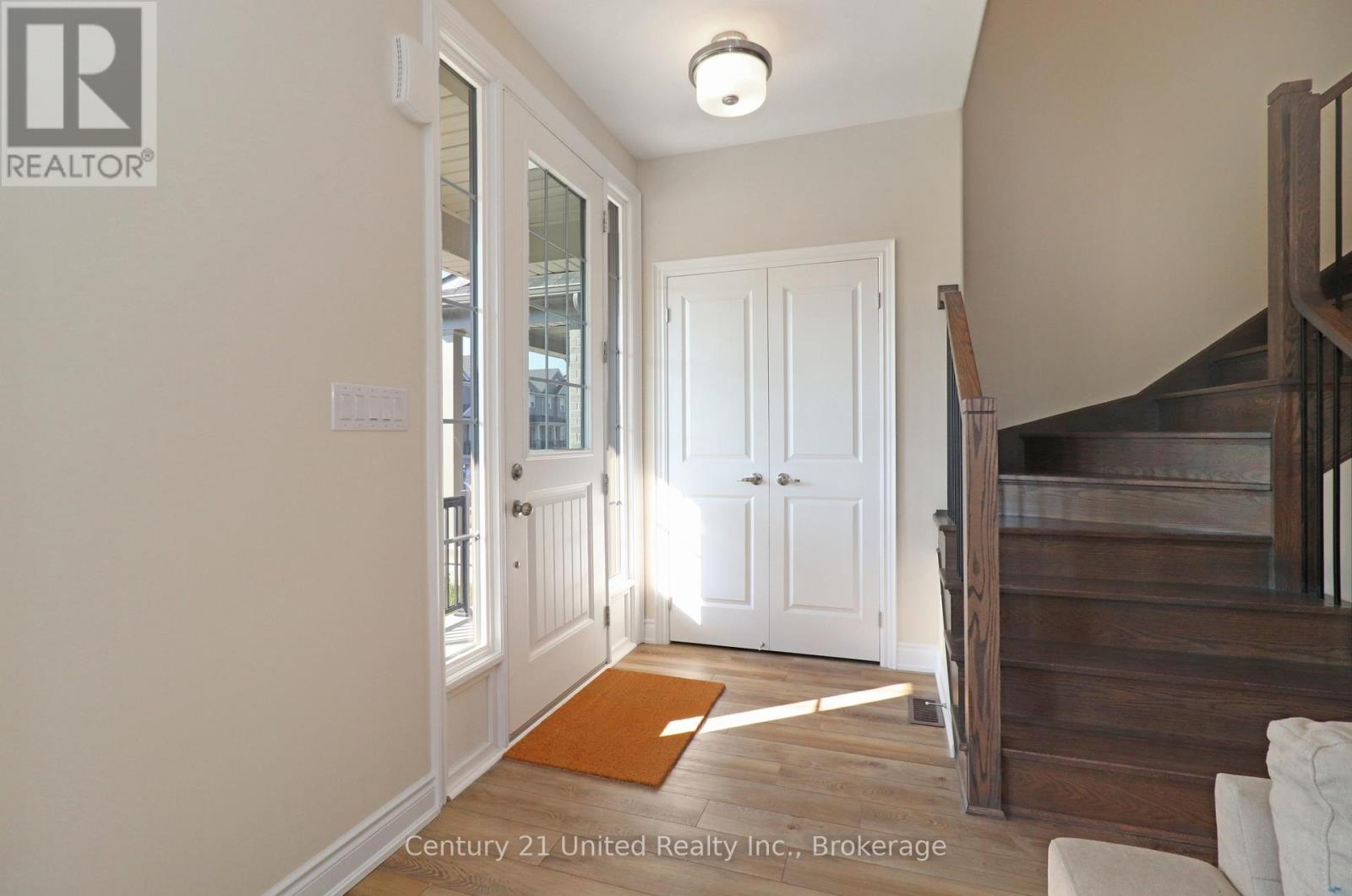 228 Rowberry Boulevard, Peterborough (Northcrest Ward 5), Ontario  K9H 0G4 - Photo 5 - X13171414