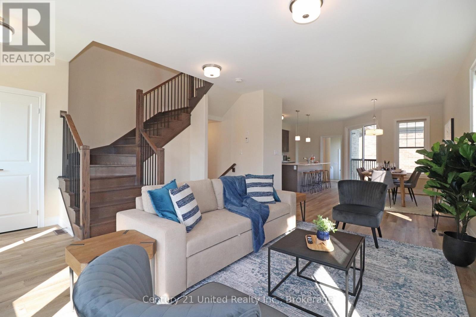 228 Rowberry Boulevard, Peterborough (Northcrest Ward 5), Ontario  K9H 0G4 - Photo 8 - X13171414