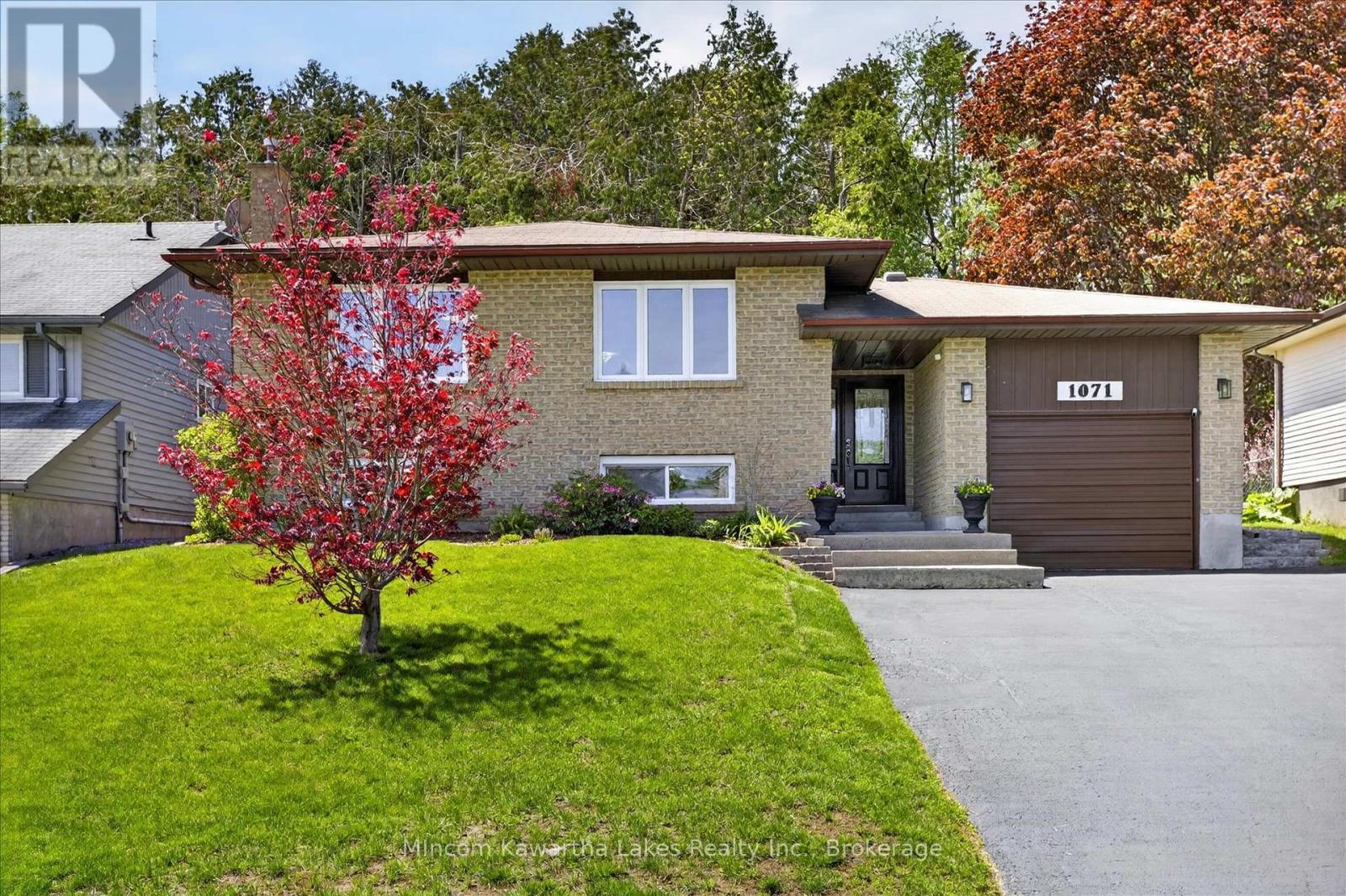 1071 Danita Boulevard, Peterborough (Monaghan Ward 2), Ontario  K9J 7K7 - Photo 3 - X13171494