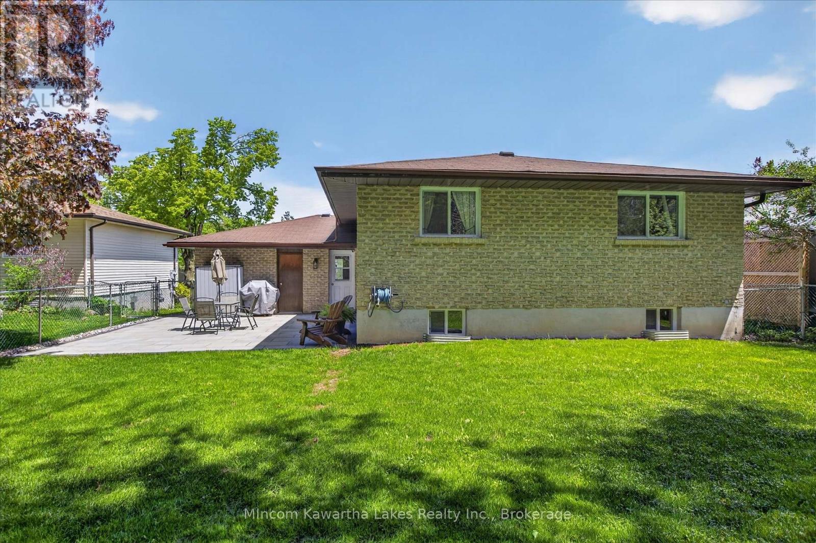 1071 Danita Boulevard, Peterborough (Monaghan Ward 2), Ontario  K9J 7K7 - Photo 43 - X13171494