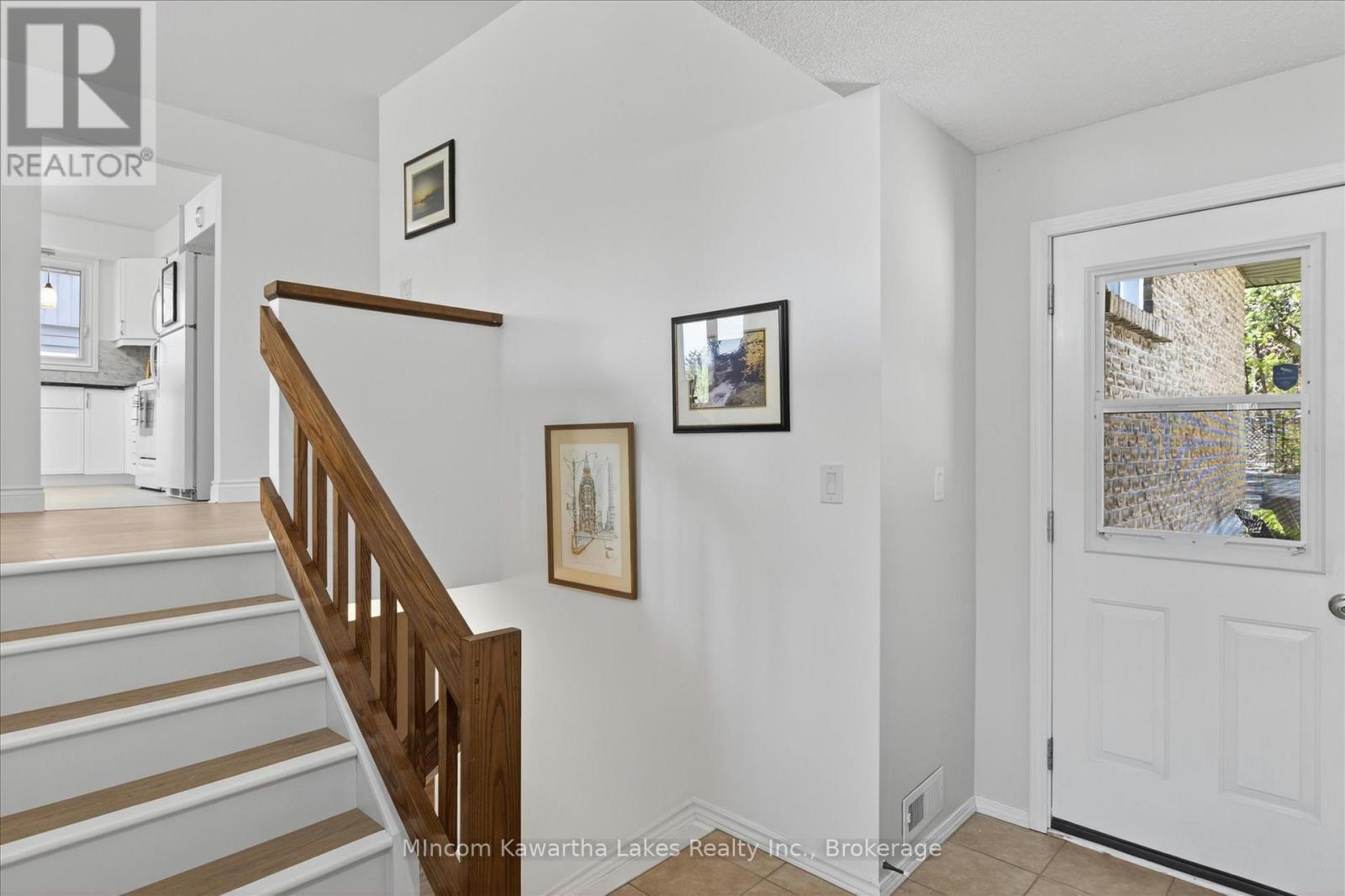 1071 Danita Boulevard, Peterborough (Monaghan Ward 2), Ontario  K9J 7K7 - Photo 8 - X13171494