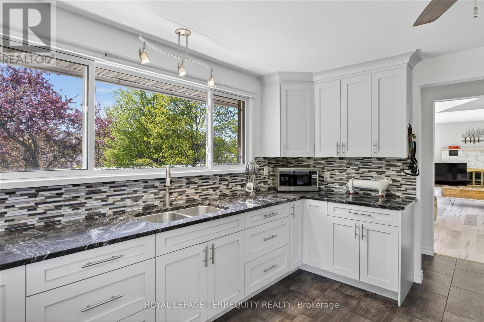 12 Concession Street, Havelock-Belmont-Methuen (Havelock), Ontario  K0L 1Z0 - Photo 13 - X13171646
