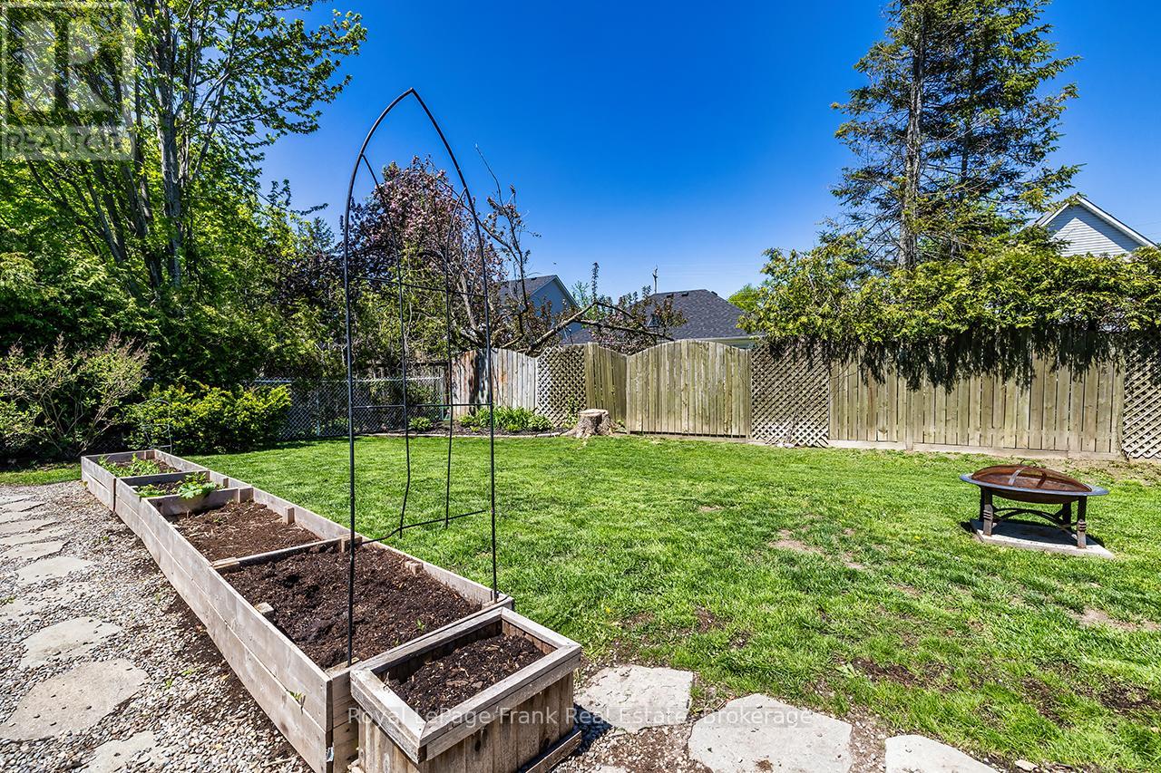36 Lori Boulevard, Kawartha Lakes (Lindsay), Ontario  K9V 6B6 - Photo 12 - X13174258