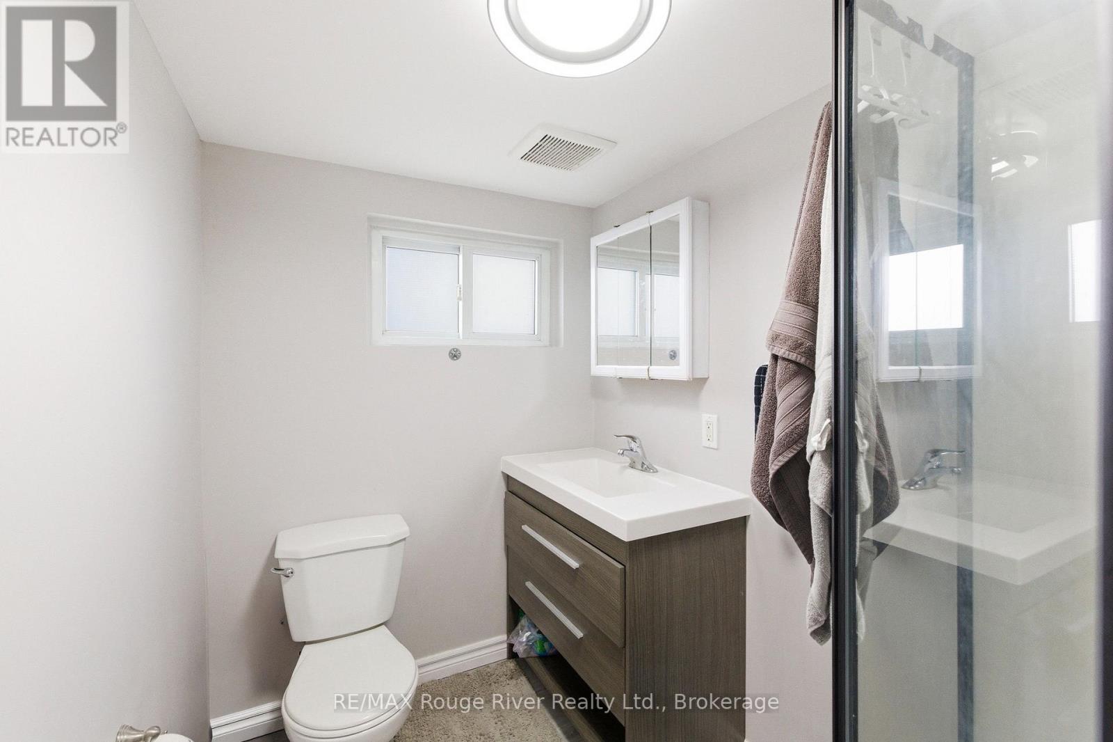 Unit 2 - 599 Otonabee Drive, Peterborough (Ashburnham Ward 4), Ontario  K9J 7X8 - Photo 17 - X13174510