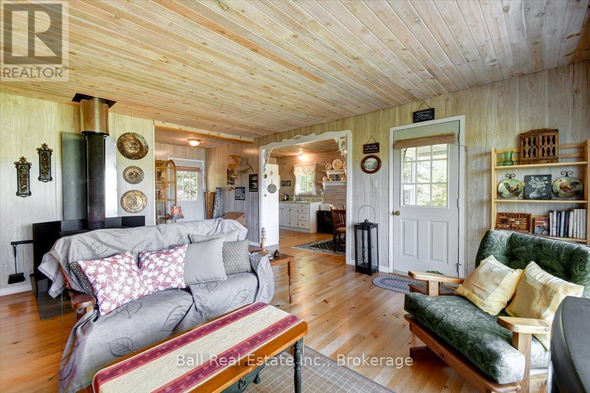 134 Millionaires Walk, Hastings Highlands (Herschel Ward), Ontario  K0L 1C0 - Photo 8 - X13174756