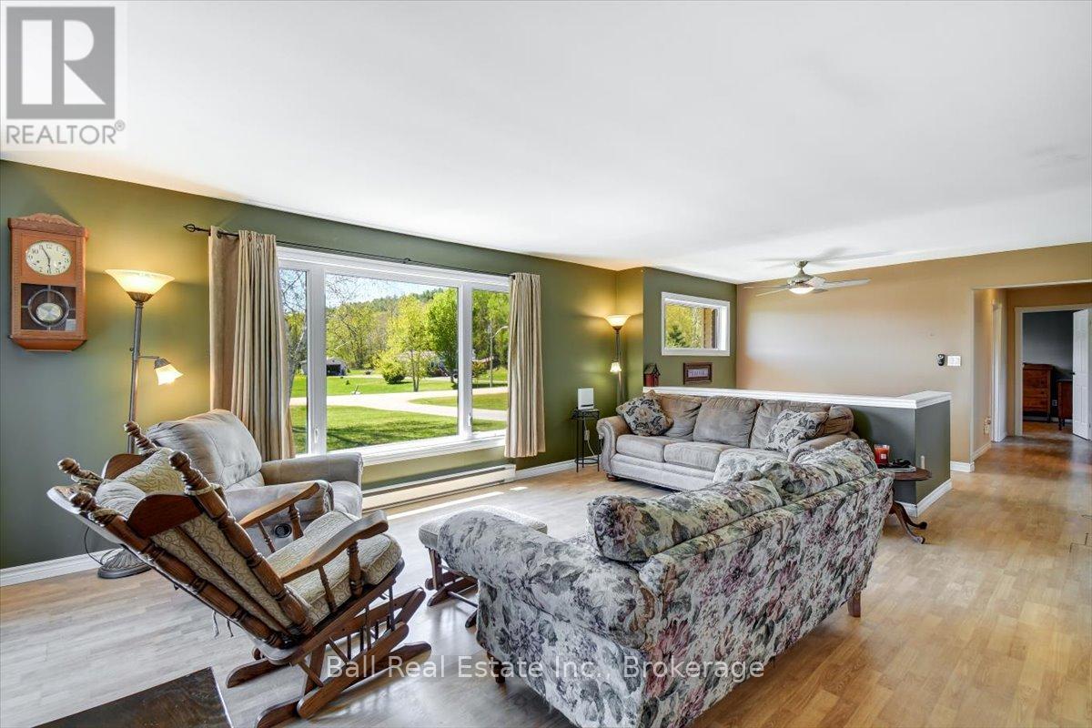 51 Golfview Drive E, Bancroft (Bancroft Ward), Ontario  K0L 1C0 - Photo 13 - X13174838