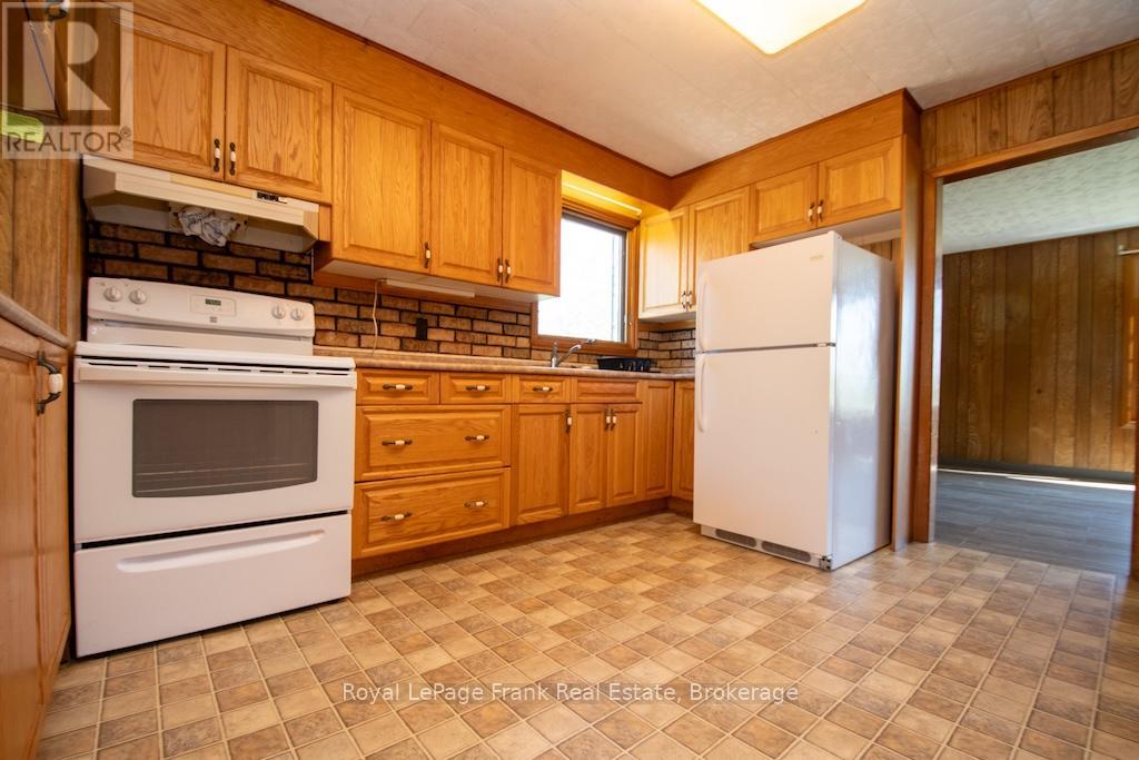 3320 Buckhorn Road, Selwyn, Ontario  K0L 1J0 - Photo 12 - X13174976
