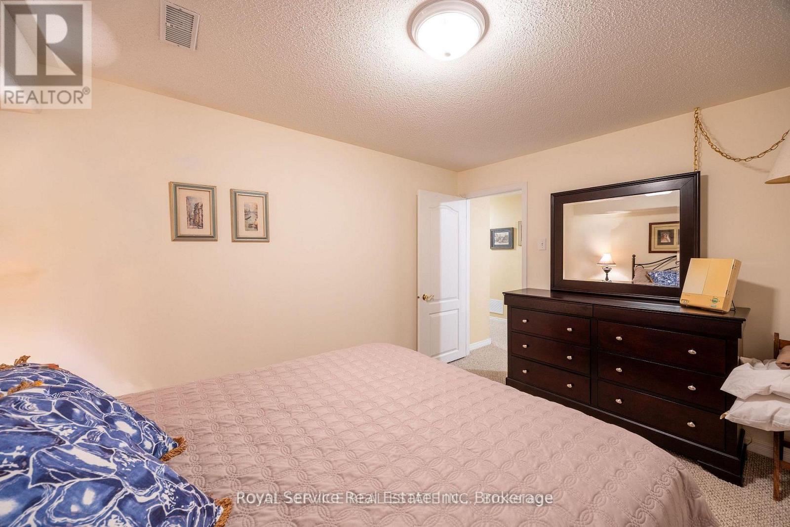6 - 877 Wentworth Street, Peterborough (Otonabee Ward 1), Ontario  K9J 8R7 - Photo 29 - X13175006
