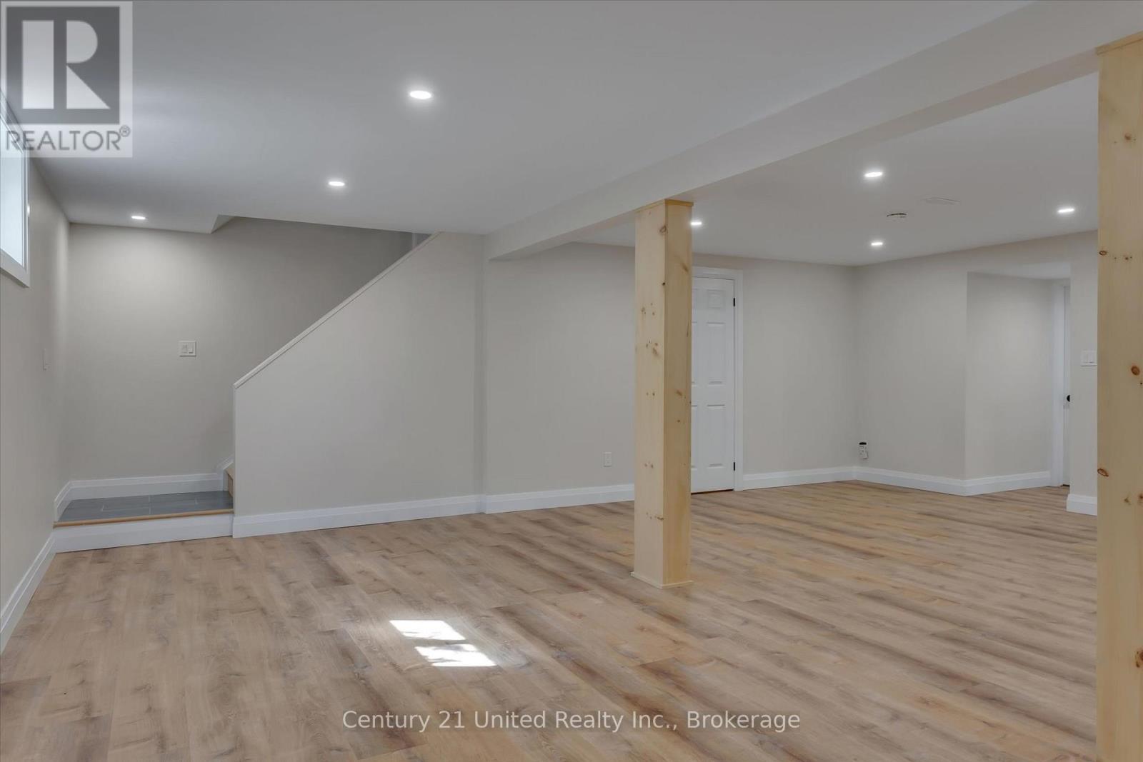 2225 Lorraine Drive, Peterborough (Northcrest Ward 5), Ontario  K9L 1Y6 - Photo 37 - X13175134