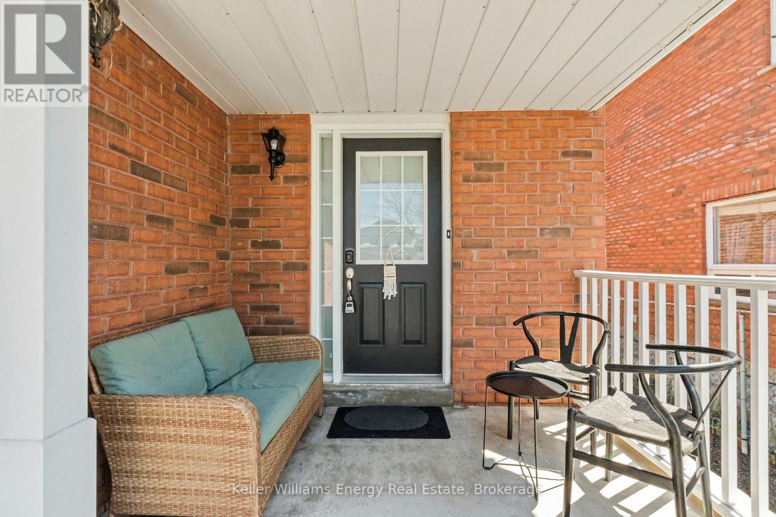 73 Bridges Drive S, Clarington (Newcastle), Ontario  L1B 1M7 - Photo 5 - E13175344