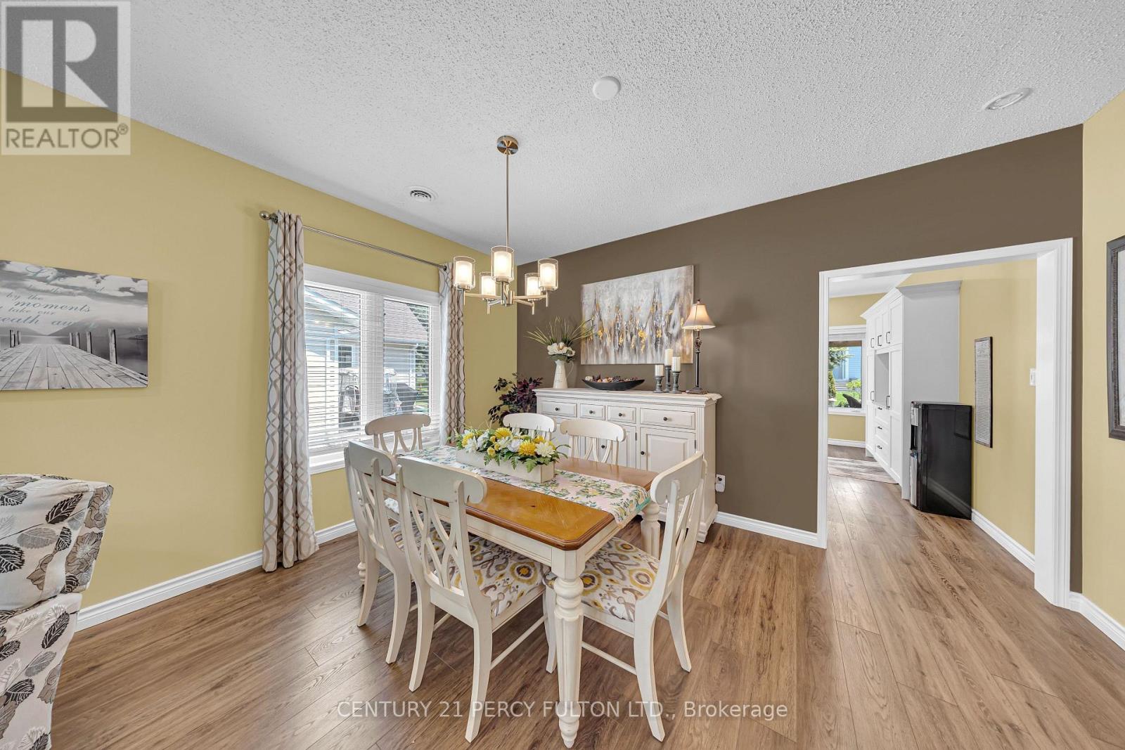 6 Niagara Trail, Clarington (Bowmanville), Ontario  L1B 1B9 - Photo 8 - E13175382