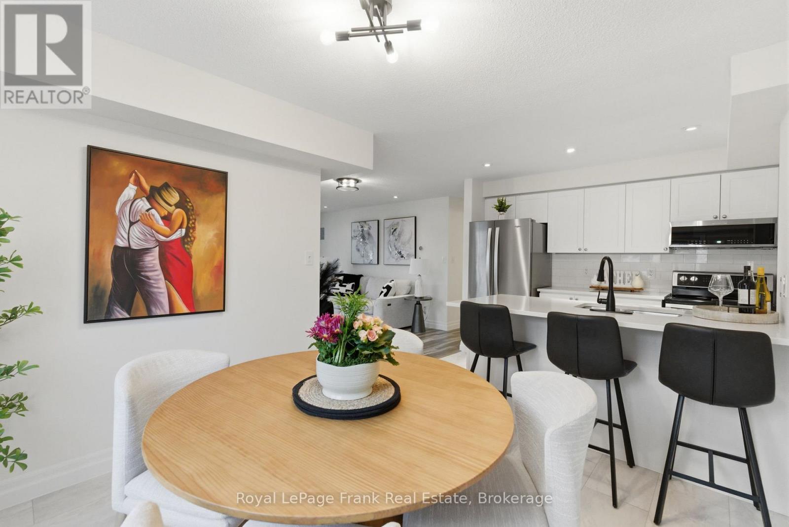 301 - 75 Shipway Avenue, Clarington (Newcastle), Ontario  L1B 0B8 - Photo 13 - E13176716