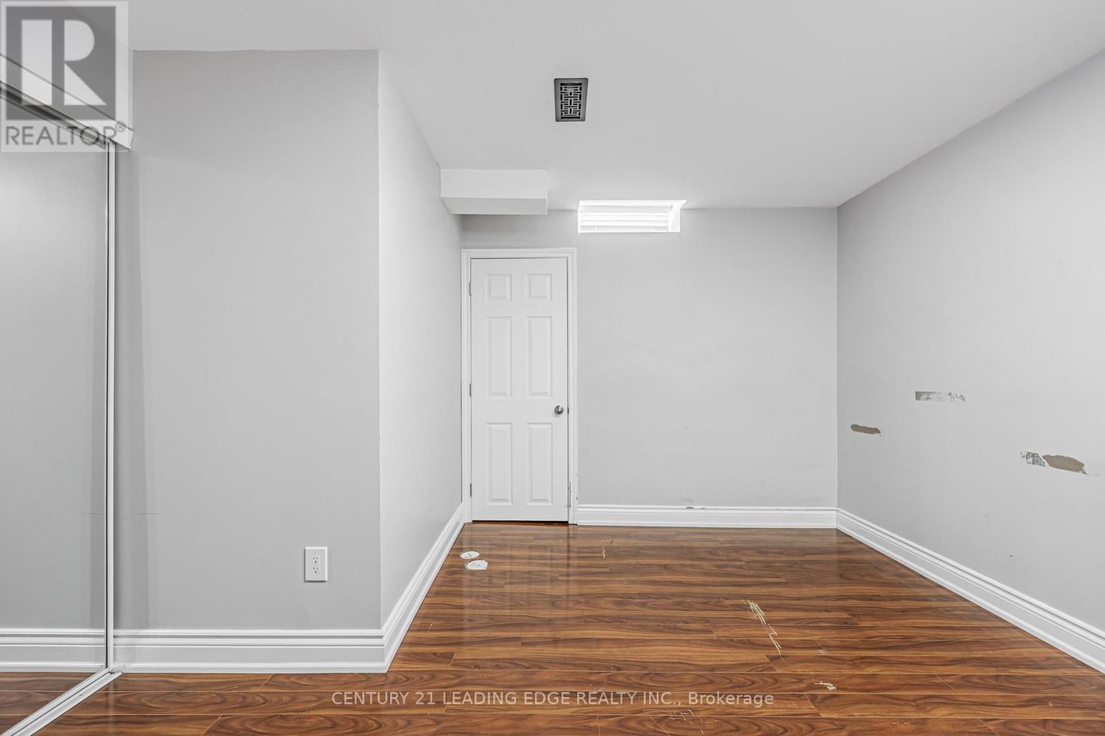 Lower - 98 Erskine Drive, Clarington (Newcastle), Ontario  L1B 1G9 - Photo 18 - E13177304