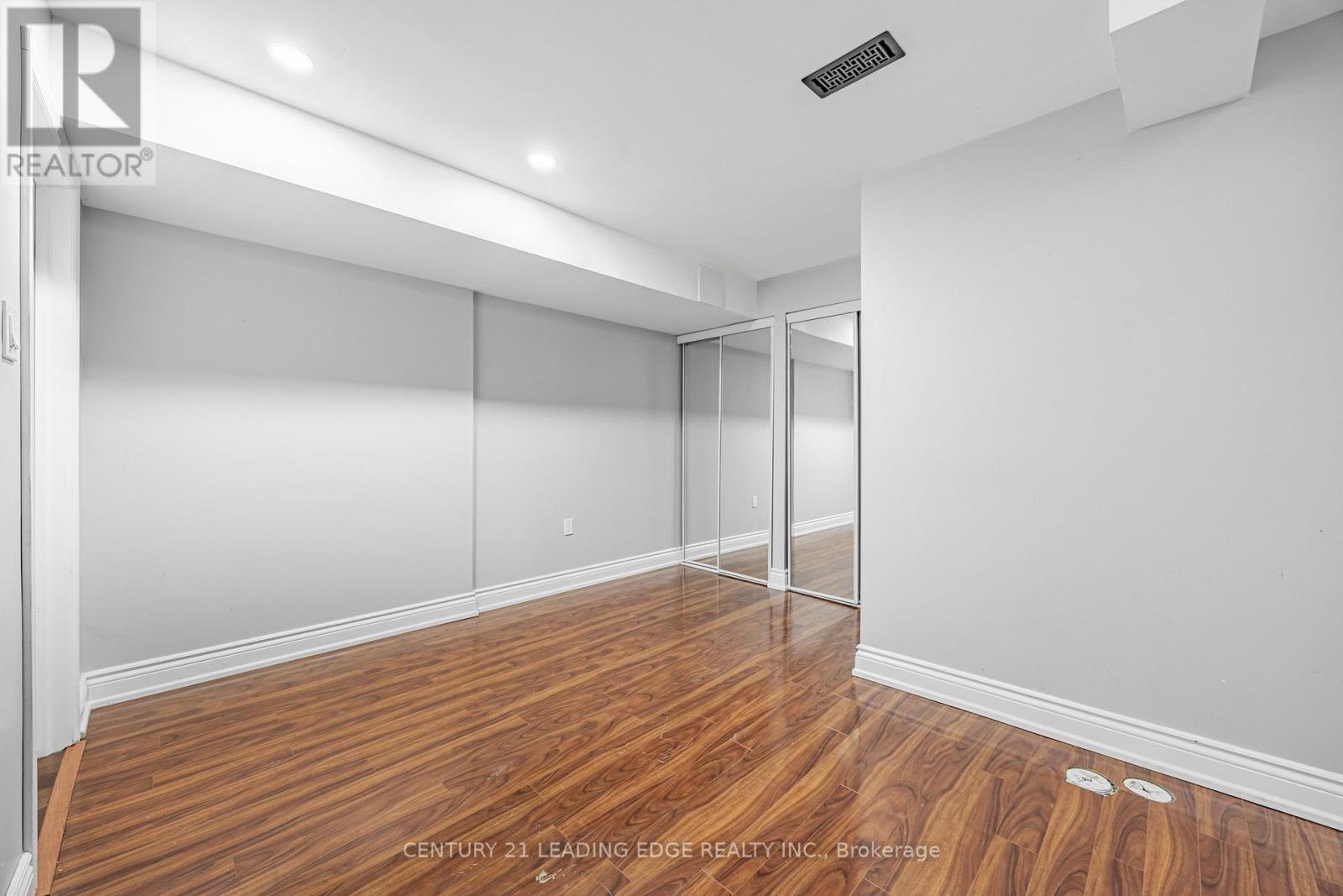 Lower - 98 Erskine Drive, Clarington (Newcastle), Ontario  L1B 1G9 - Photo 21 - E13177304