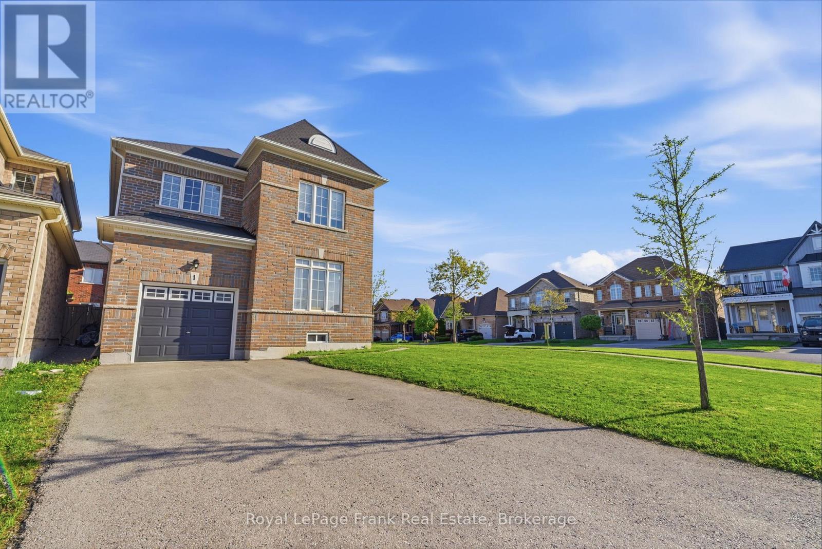 1 Gomme Avenue, Clarington (Newcastle), Ontario  L1B 1G9 - Photo 3 - E13185414