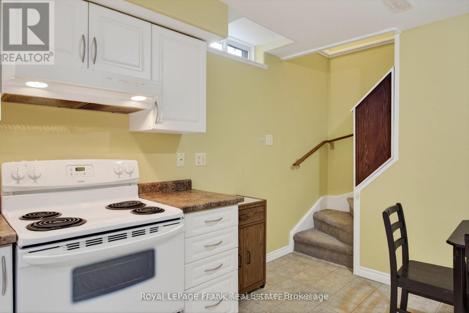 1504 Ireland Drive, Peterborough (Monaghan Ward 2), Ontario  K9K 2T2 - Photo 36 - X13186318