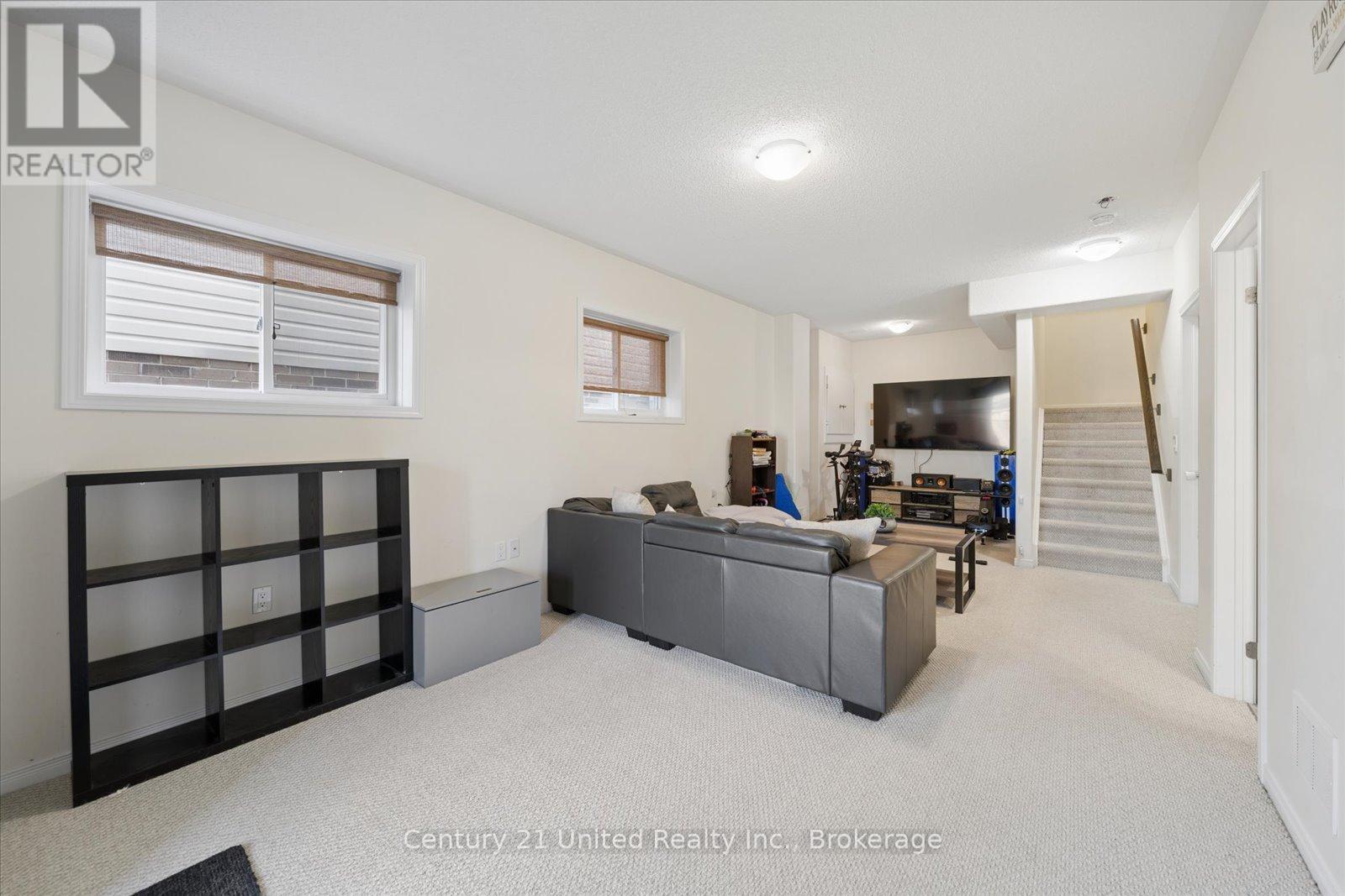 425 Florence Drive, Peterborough (Monaghan Ward 2), Ontario  K9J 0H7 - Photo 40 - X13187722