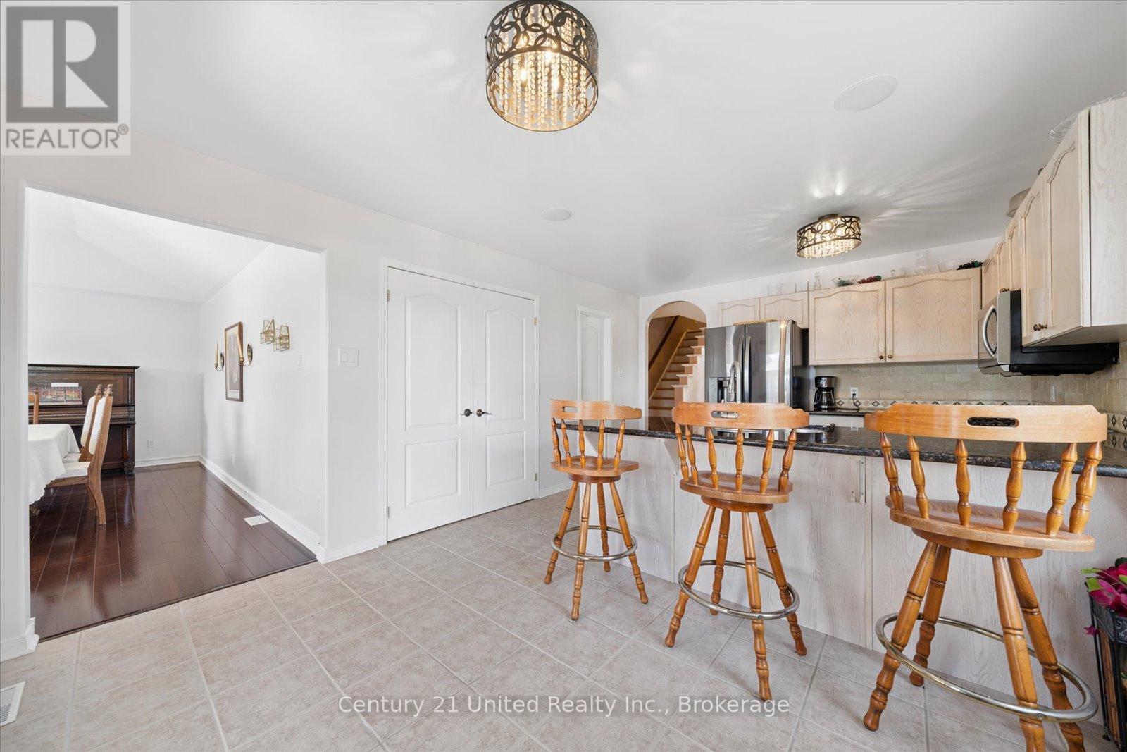 122 Parcells Crescent, Peterborough (Otonabee Ward 1), Ontario  K9K 2R2 - Photo 13 - X13187886