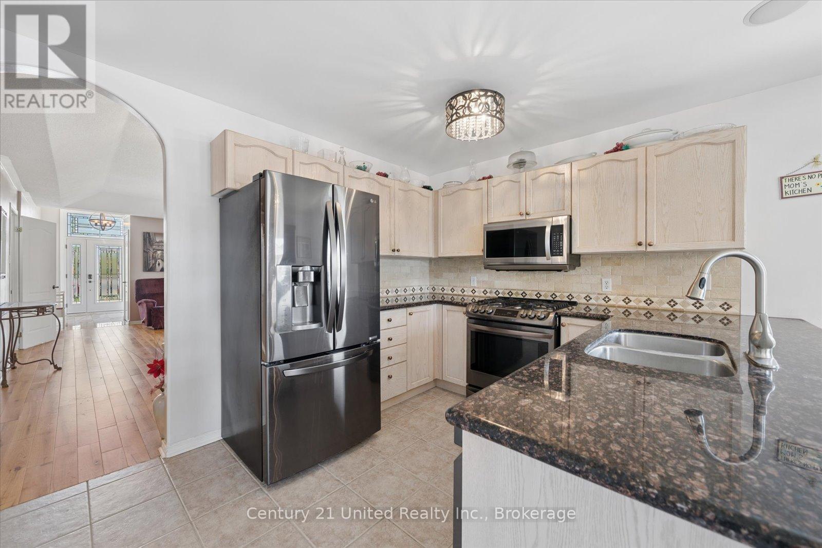 122 Parcells Crescent, Peterborough (Otonabee Ward 1), Ontario  K9K 2R2 - Photo 14 - X13187886