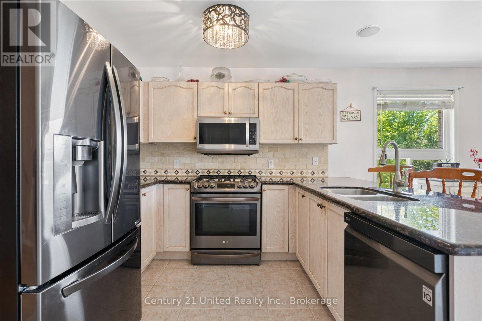 122 Parcells Crescent, Peterborough (Otonabee Ward 1), Ontario  K9K 2R2 - Photo 15 - X13187886