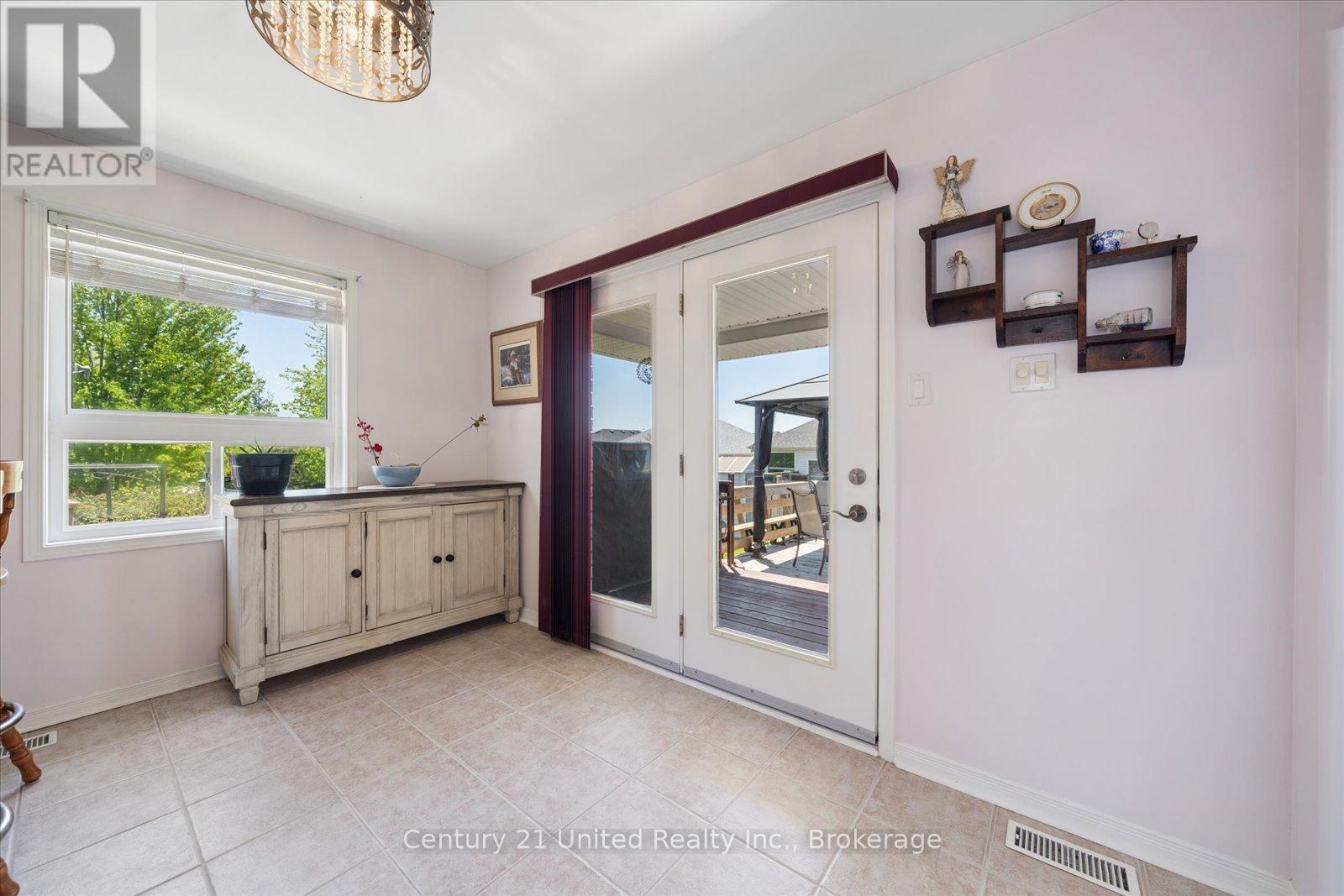 122 Parcells Crescent, Peterborough (Otonabee Ward 1), Ontario  K9K 2R2 - Photo 18 - X13187886